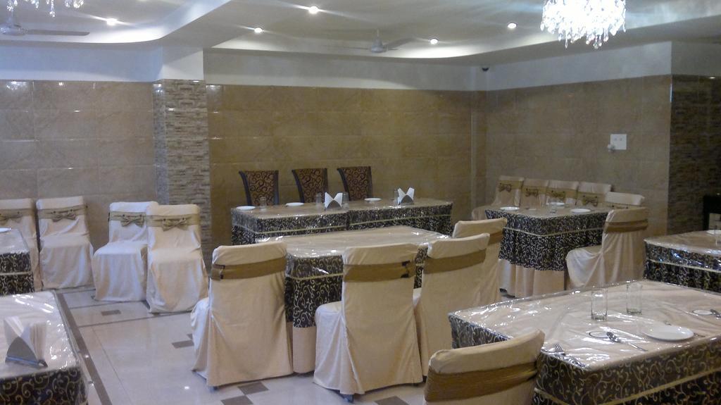 Hotel The Rio Haridwar Exterior photo